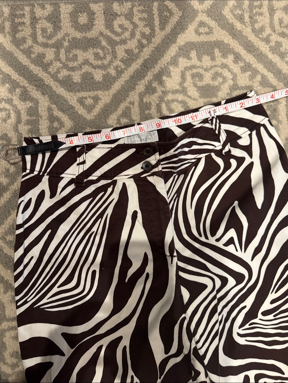 Two pairs women’s capris - Picture 5 of 8